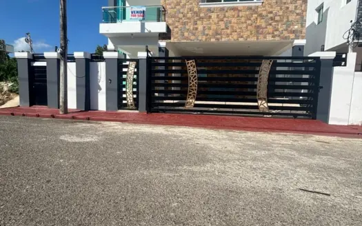 Casa en Torre Alta V Título Deslindado